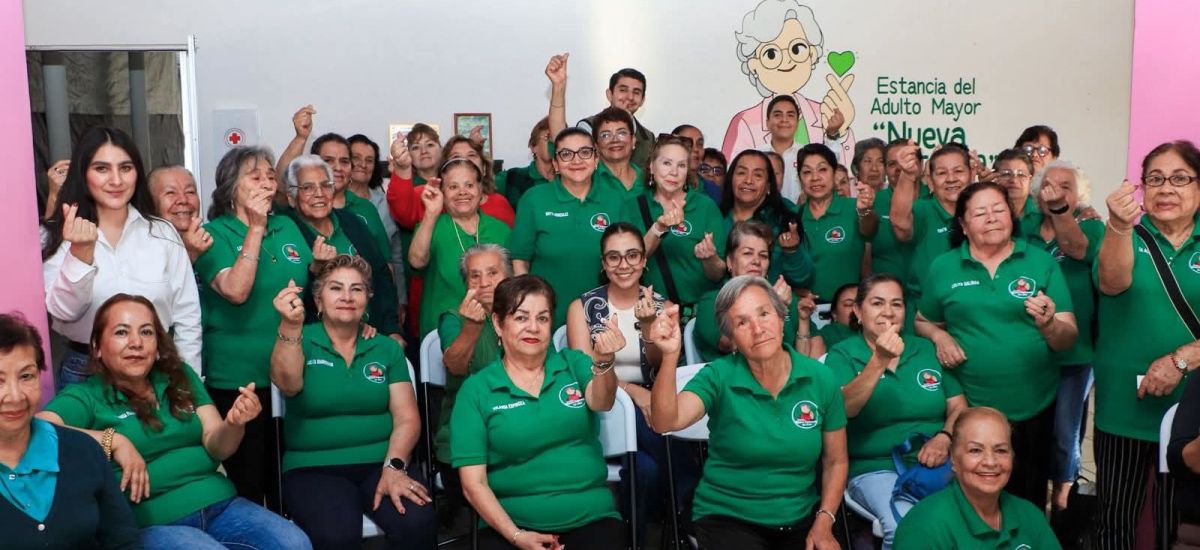 Luciernaga noticias | Inaugura Yohana Mend...