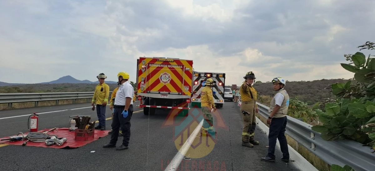 Luciernaga noticias | Camioneta es chocada...
