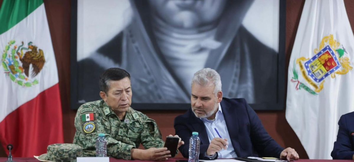 Luciernaga noticias | Mantienen Bedolla y...