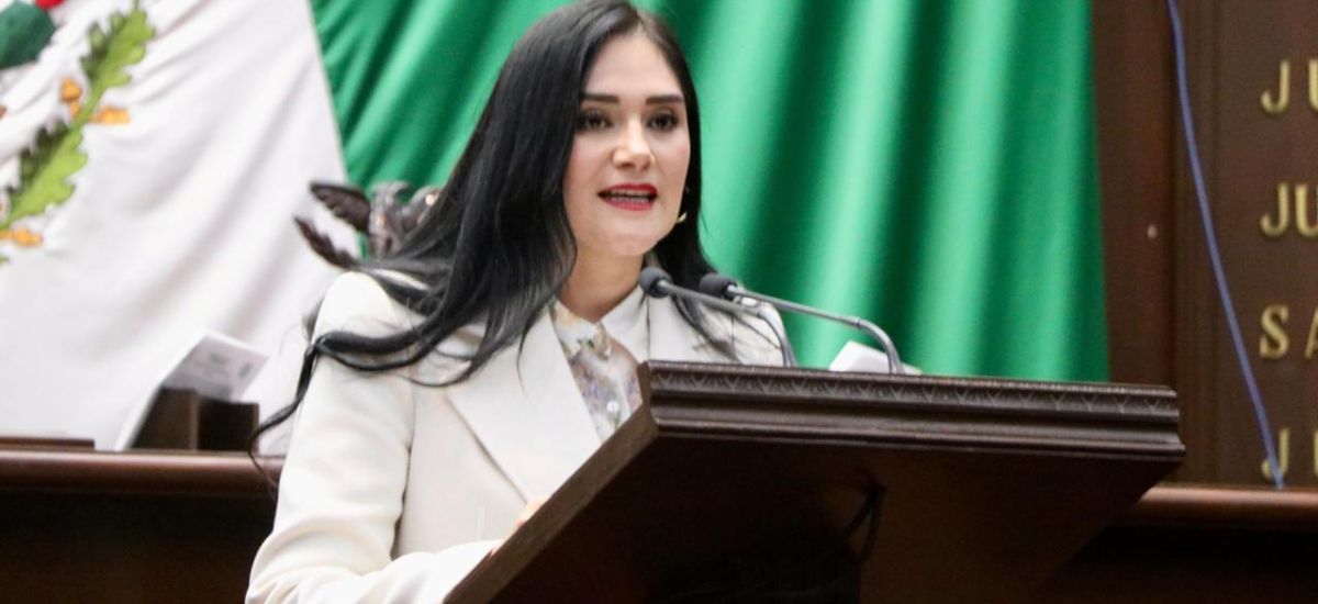 Luciernaga noticias | Propone Diana Espino...