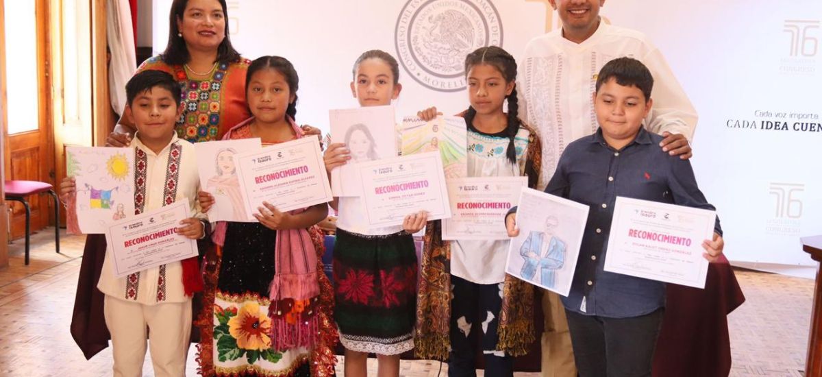Luciernaga noticias | Premian a niñas y ni...