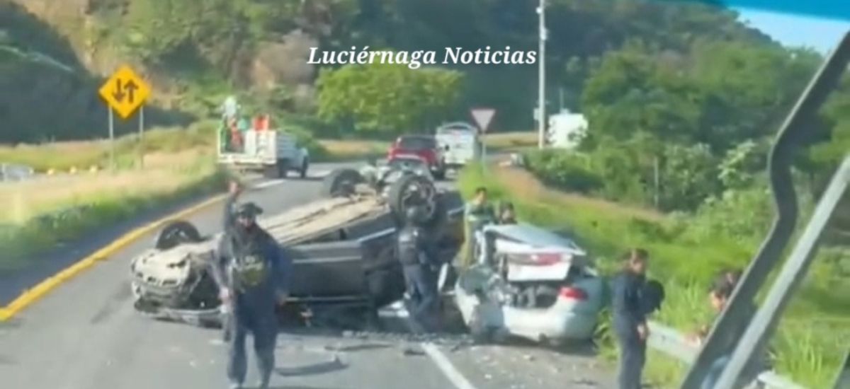 Luciernaga noticias | Ch⁰que y volc4dura d...