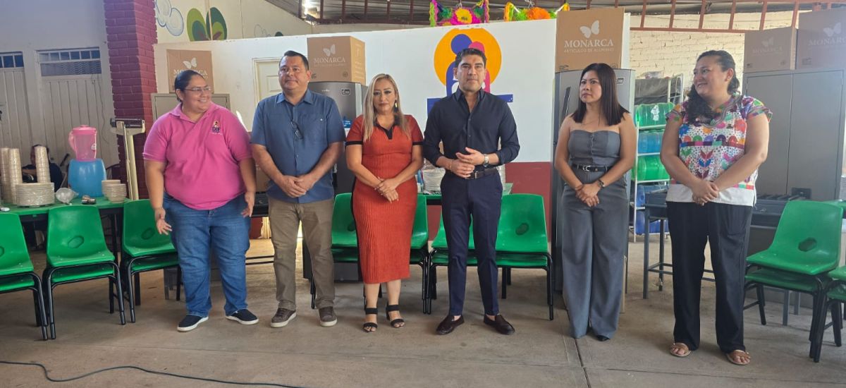 Luciernaga noticias | DIF Huetamo refuerza...