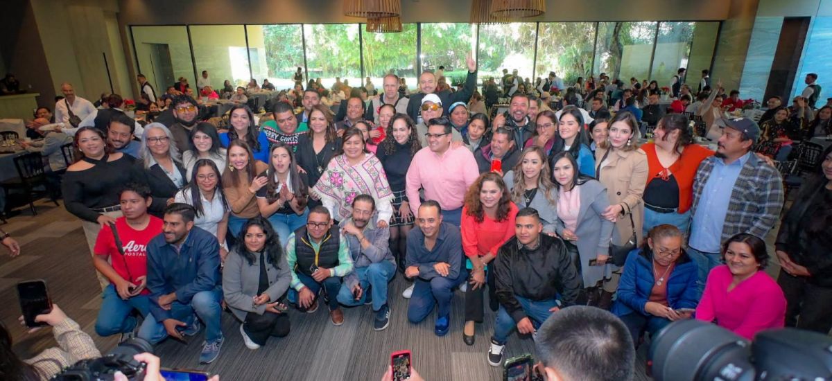 Luciernaga noticias | Reconoce 76 Legislat...