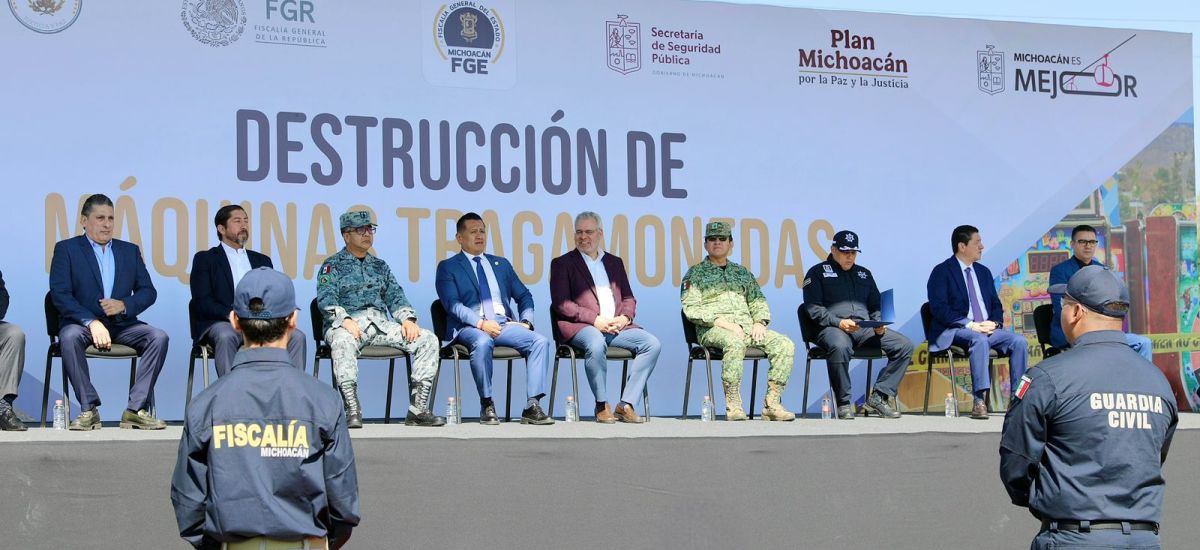 Luciernaga noticias | Llama Bedolla a muni...