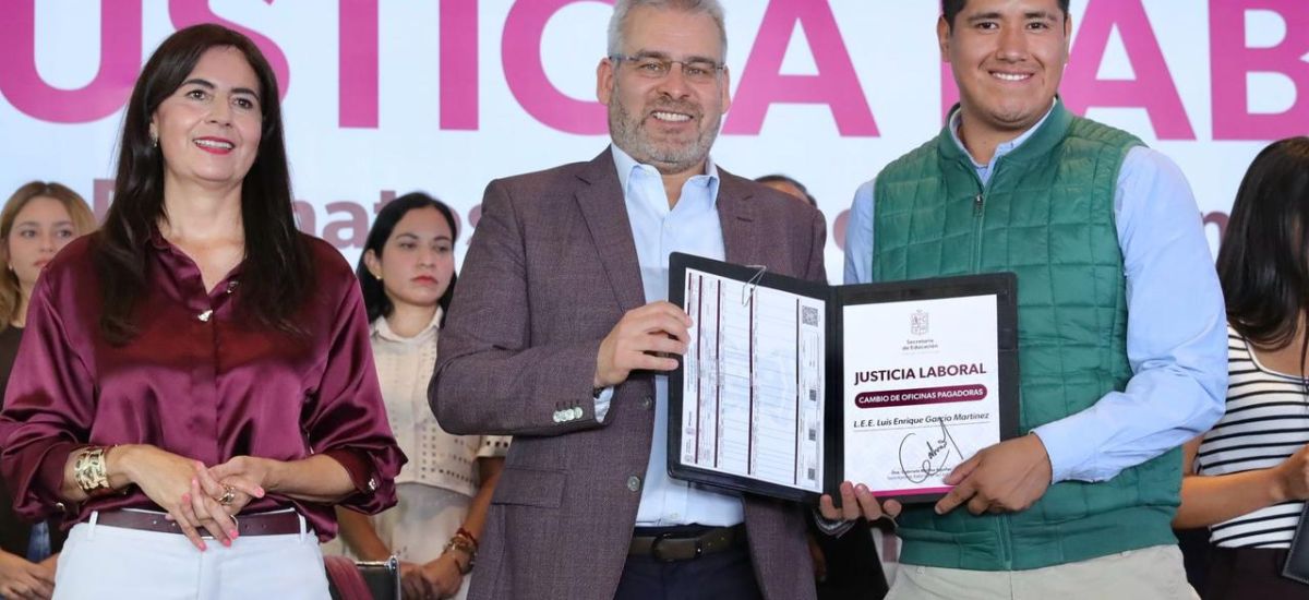 Luciernaga noticias | Ante 1,200 docentes,...