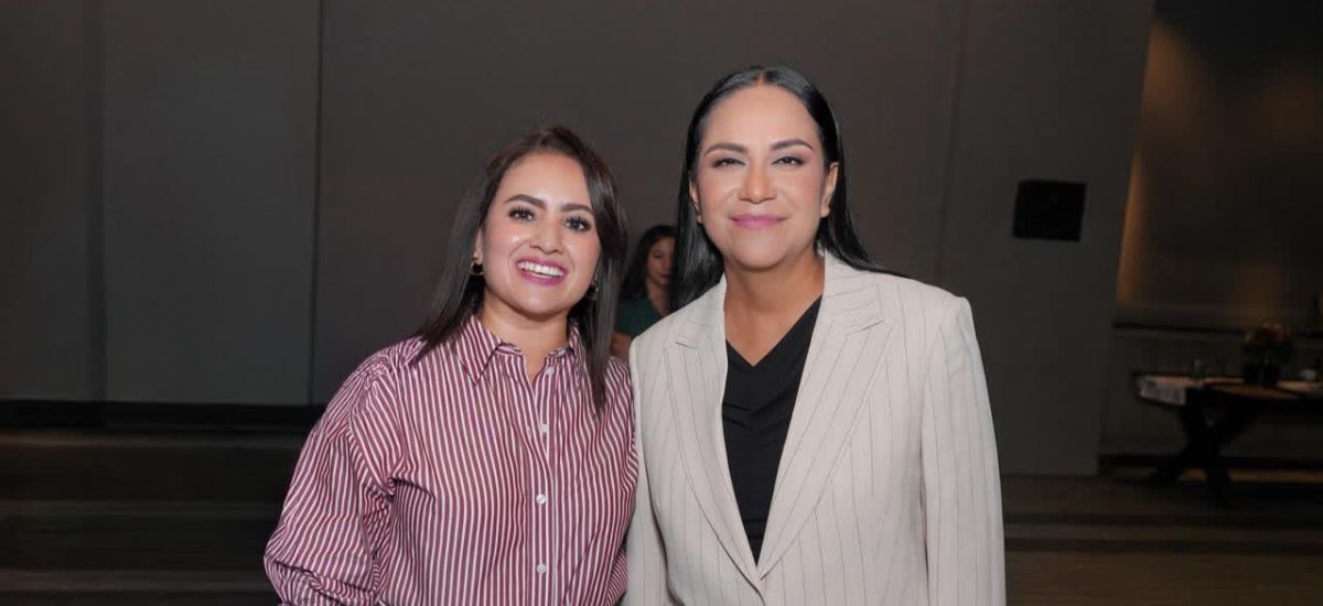 Luciernaga noticias | Gladyz Butanda y Ari...