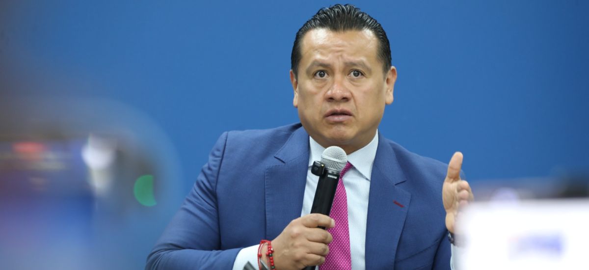 Luciernaga noticias | Torres Piña pone fin...