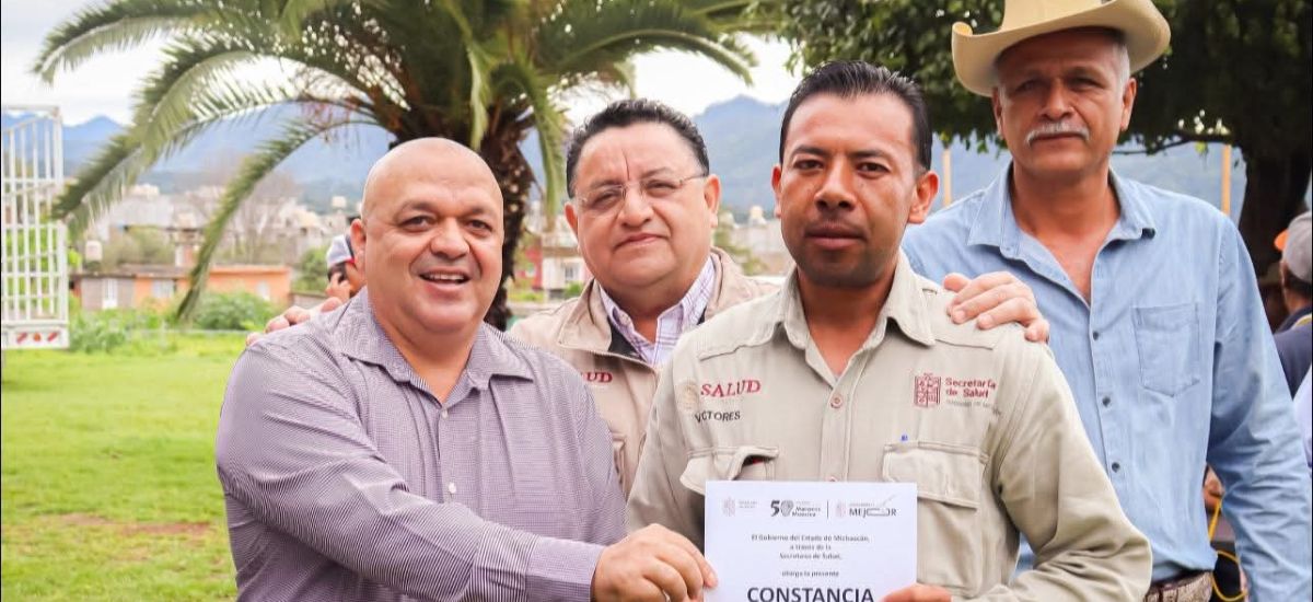 Luciernaga noticias | Reconoce alcalde Ale...