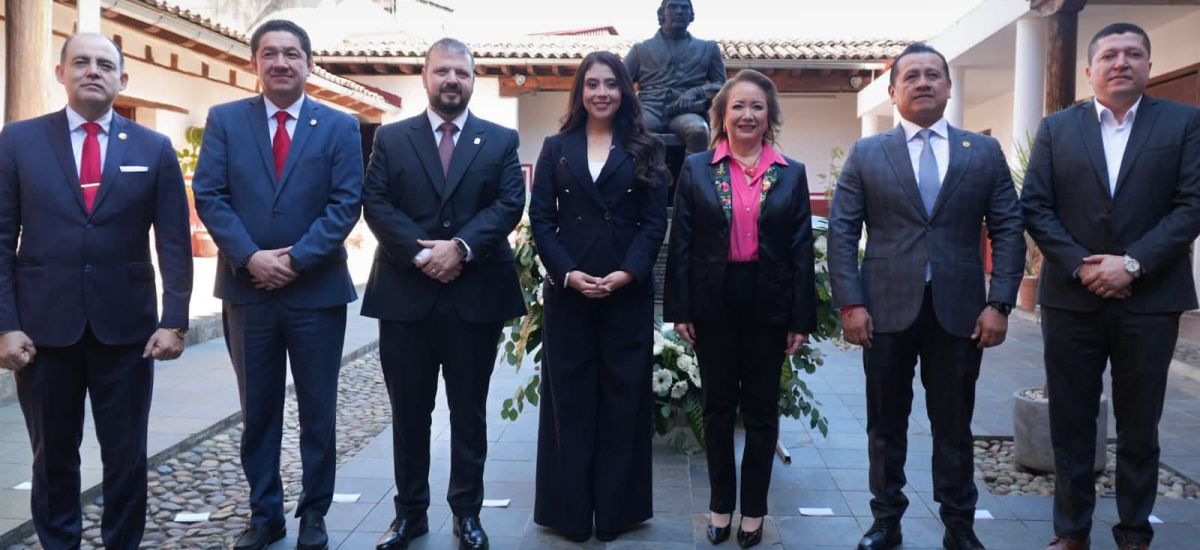 Luciernaga noticias | Celebra Ario CCXI An...