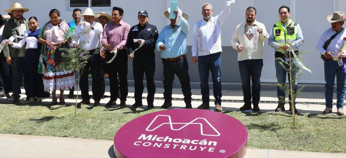 Luciernaga noticias | Inaugura Bedolla Cua...