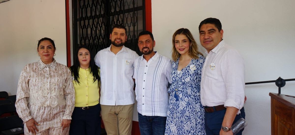 Luciernaga noticias | Pablo Varona rinde i...