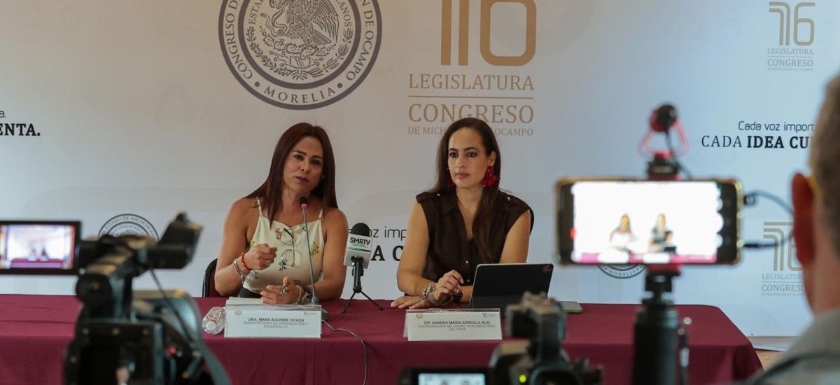 Luciernaga noticias | Sandra Arreola prese...
