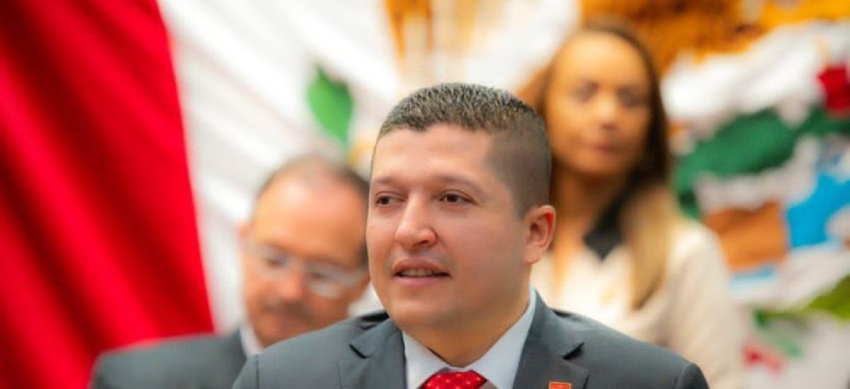 Luciernaga noticias | Vicente Gómez presen...