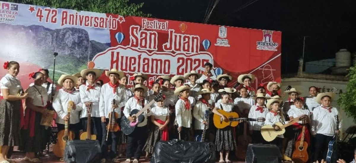 Conquista la Orquesta Voces del Corazón los...