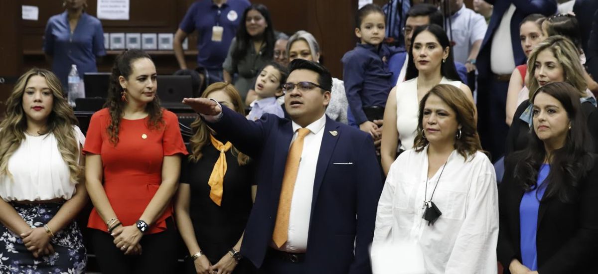 Luciernaga noticias | Toño Carreño rinde p...