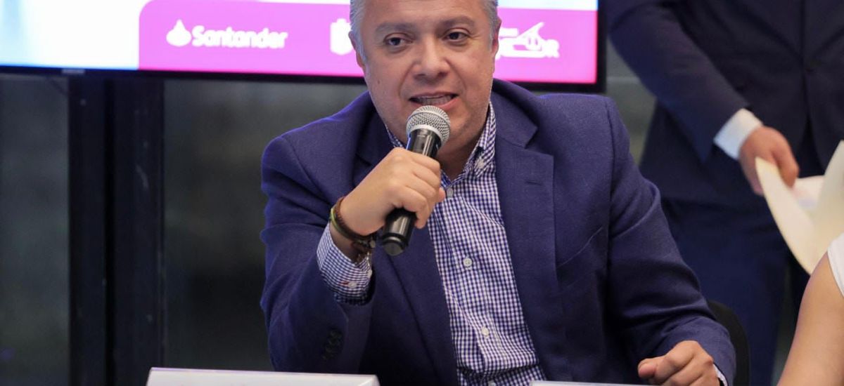 Luciernaga noticias | Abril, último mes pa...